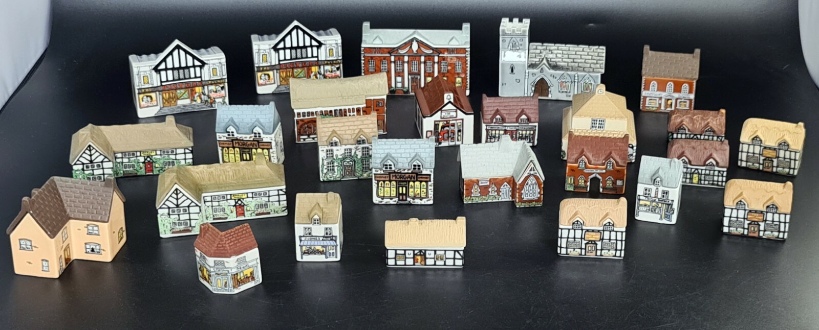 【1980s vintage】Whimsey-on-why ミニチュアハウス Wade Whimsey on Why the Antique Shop House 1980-87 (perfect