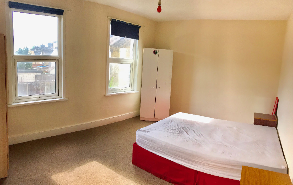 4 Bedroom House in East Ham in Newham, London Gumtree