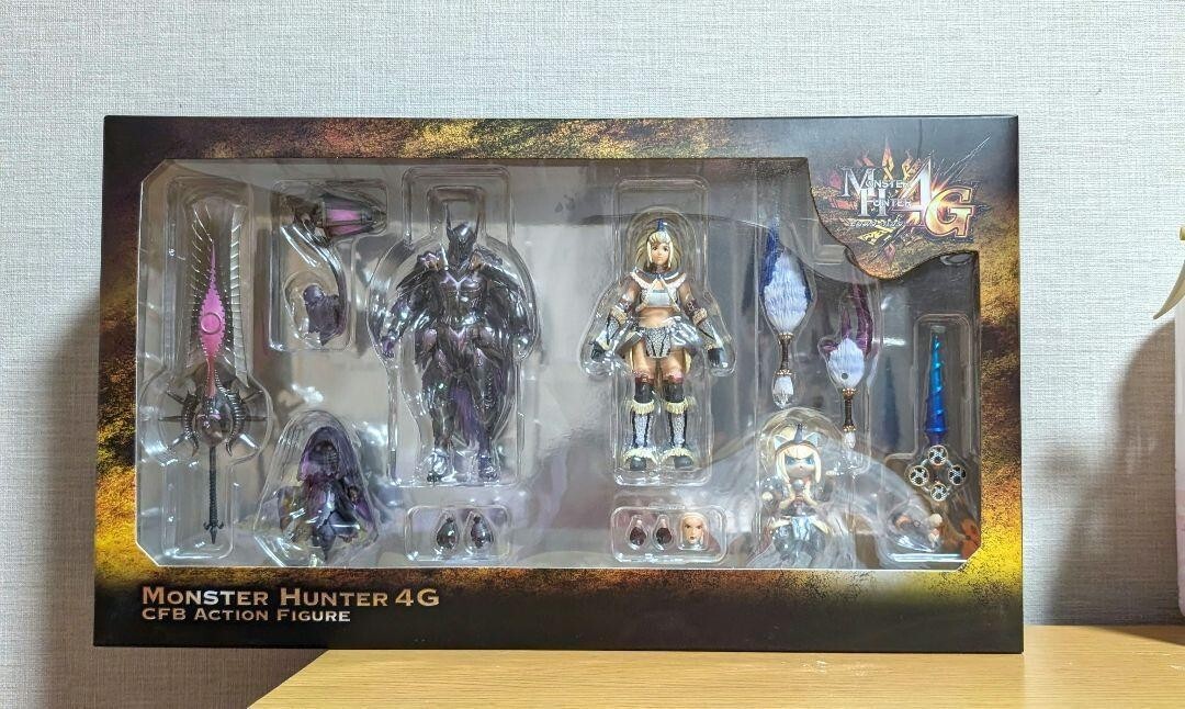Monster Hunter 4G Fully Articulated CFB Action Model Set of