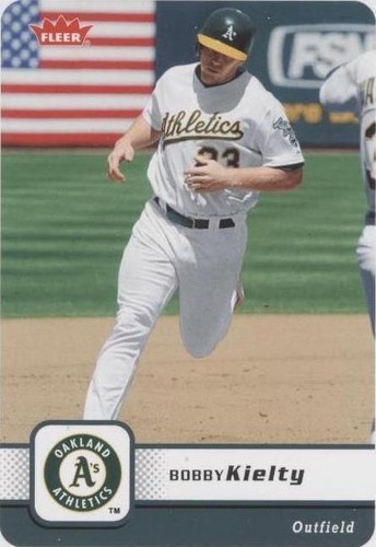 2006 Fleer - Bobby Kielty #30