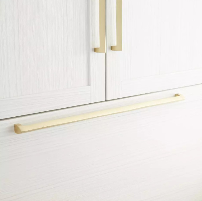 Signature Hardware 24
