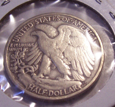 1945 D WALKING LIBERTY HALF DOLLAR COIN  SILVER