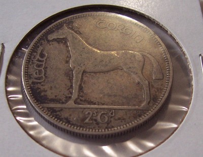 IRELAND 1/2  ONE HALF CROWN SILVER COIN