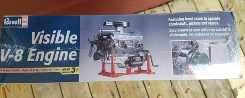 Revell Visible V-8 Engine Plastic Model Kit Sealed Faded 1:4 Scale Free Shipping