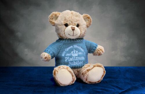 2022 Queen Elizabeth ll 70 Platinum Jubilee Plush Soft Teddy Bear Gift Souvenir