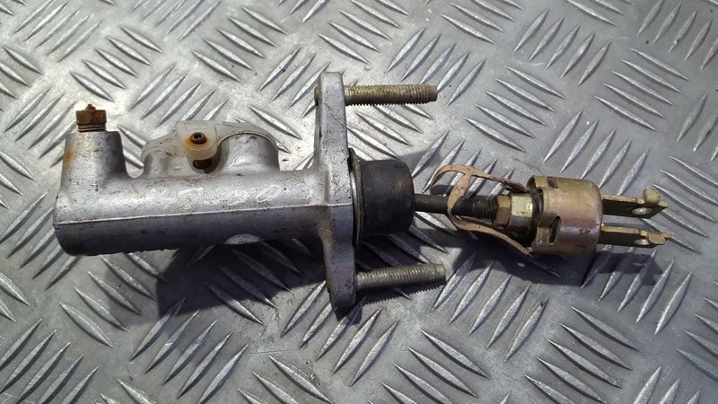 3145416010 31454-16010  Master Clutch Cylinder Toyota Avensis 2002 Fr282184-94