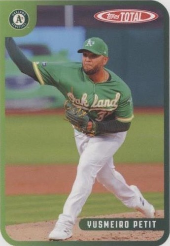 2020 Topps Total - Yusmeiro Petit #582