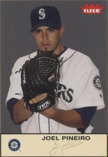 2005 Fleer Tradition - Joel Pineiro #139