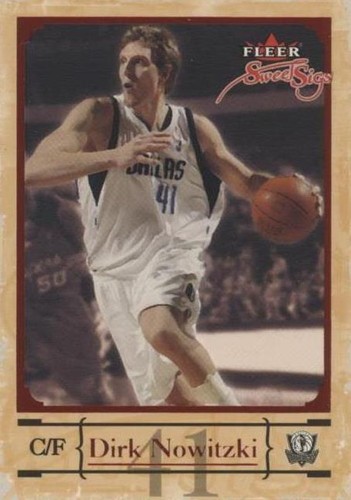 2004-05 Fleer Sweet Sigs - Dirk Nowitzki #50