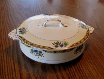 PAREEK JOHNSON BROTHERS ENGLAND Beautiful Colorful Covered Dish Tureen 1900