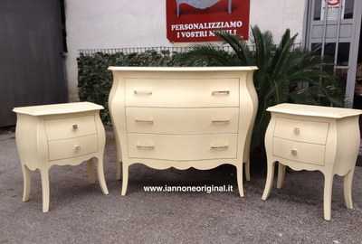 COMO' COMODINI BOMBATI COLORE PANNA MANIGLIE IN SWAROSKY