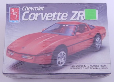AMT/ERTL 1990 Chevrolet ZR-1 Corvette 6073 Model Kit 1/25 Factory Sealed R15701