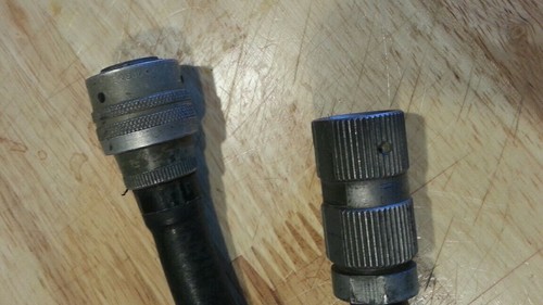 U-229/U AUDIO SPLITTER CABLE GREAT FOR THROAT MIC? MILITARY RADIO EQUIPMENT