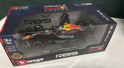Sergio Perez #11 Bburago 1:18 F1 Oracle Red Bull Racing RB19 2023