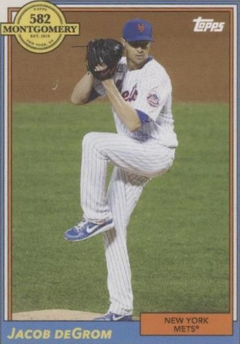 Ichiro, Set 5 #16 - 2019 Topps 582 Montgomery - PSA 10 GEM