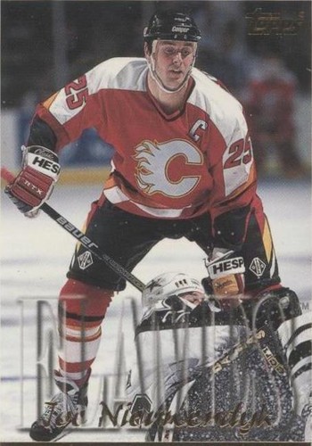 1995-96 Topps - Joe Nieuwendyk #233