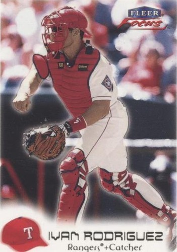 2000 Fleer Focus - Ivan Rodriguez #8