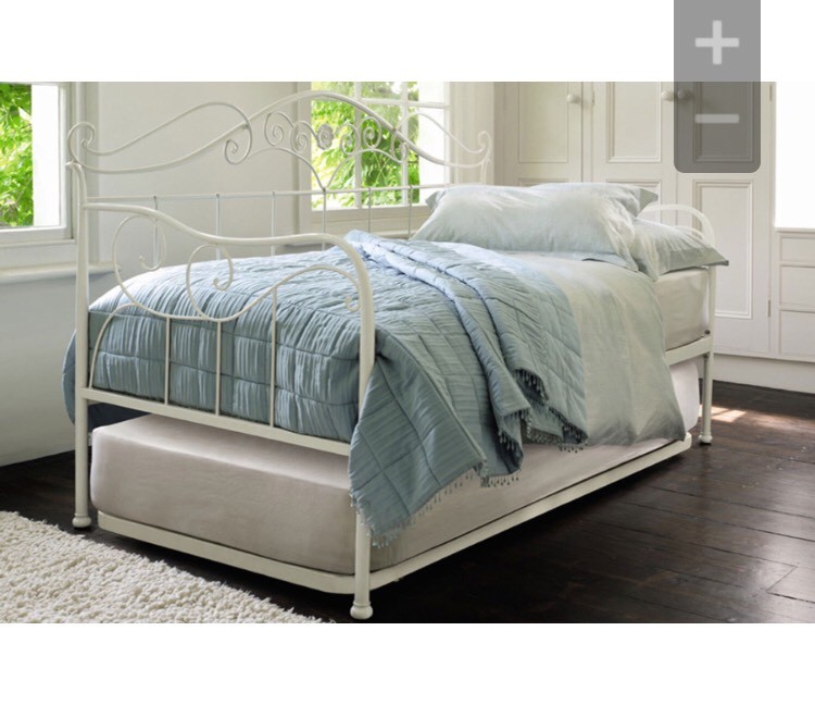 Laura Ashley Alice Day Bed with trundle in Royal Wootton Bassett