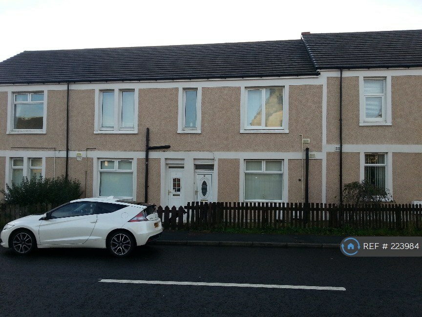 1 bedroom flat in Station Road, Law, ML8 (1 bed) (223984) in Carluke