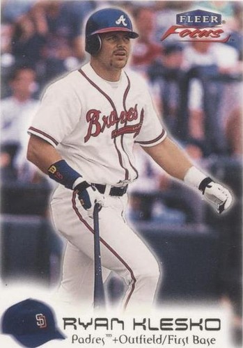 2000 Fleer Focus - Ryan Klesko #166