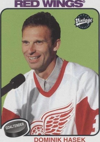 2001-02 Upper Deck Vintage - Dominik Hasek #92
