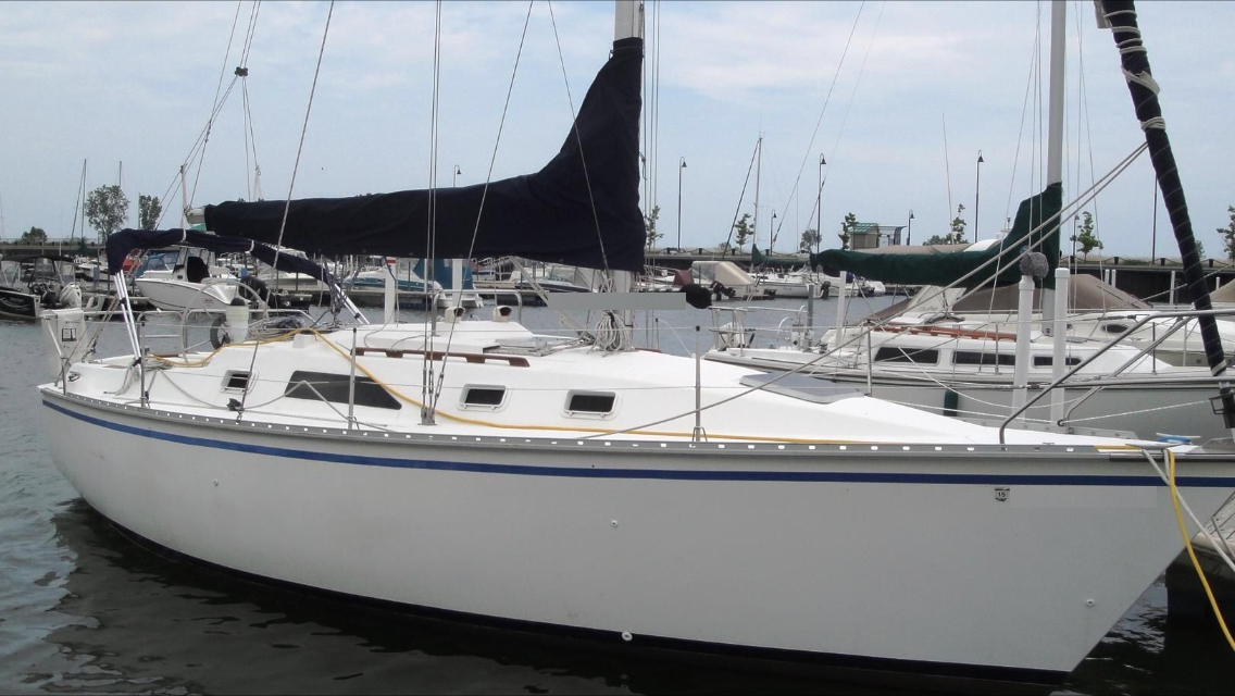 1987 H31 Hunter Sailboat w/ Cradle and lots of extras