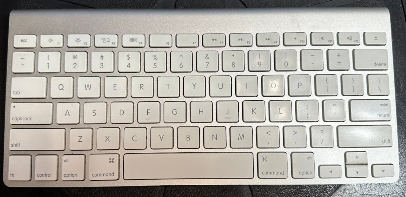 Mac APPLE Bluetooth Wireless Keyboard A1314 MC184LL/B Works