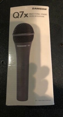 Samson Q7X Dynamic Microphone with Mic Holder