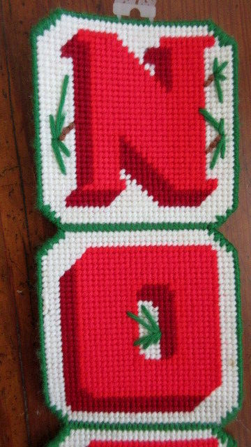 Vtg Handmade NOEL Christmas Wall Decor w/Bells 21