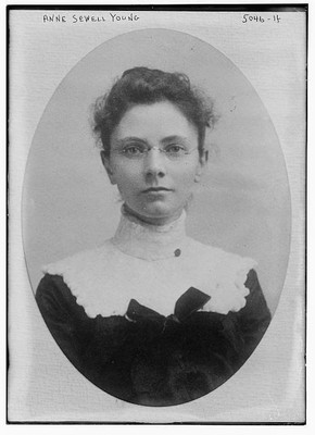 Photo:Anne Sewell Young