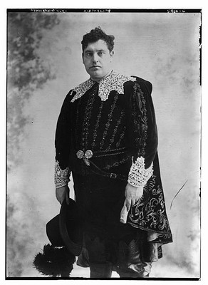 McCormack,singer,actor,performances,costumes,Don Giovanni,men,Bain News Service