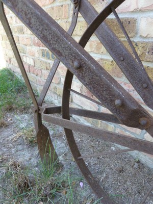 Primitive Vintage Antique Cultivator High Wheel Farm/Garden Plow Rustic