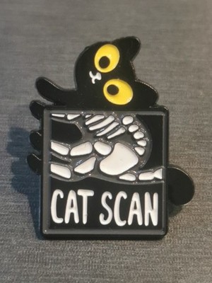 CAT SCAN X-RAY BLACK CAT JOKE FUNNY COMIC HUMOR Pin Badge Patch New High Quality