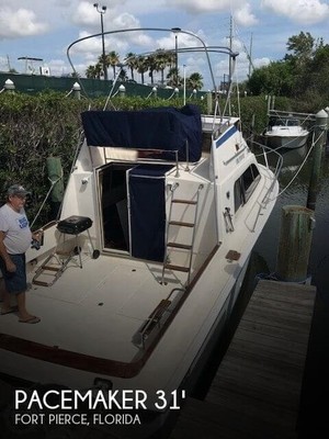 1989 Pacemaker 31 Convertible Used