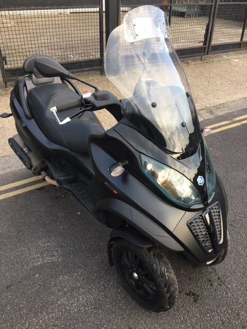 2014 Piaggio MP3 Sport Touring LT 500 in Black great ...