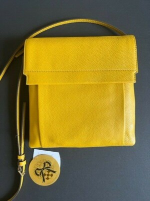 VINCE CAMUTO DANDELION YELLOW Pebbled LEATHER CROSSBODY BAG NWT