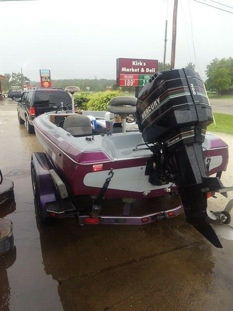 21 foot water ready Bass Boat