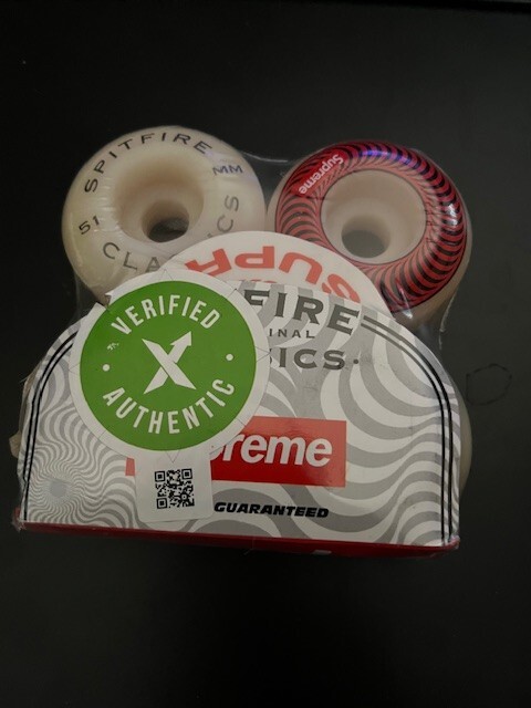 スケートボード Supreme Spitfire Wheels (Set of 4) SUPREME SPITFIRE SHOP WHEELS (SET OF 4) RED 54mm FW22 Sealed