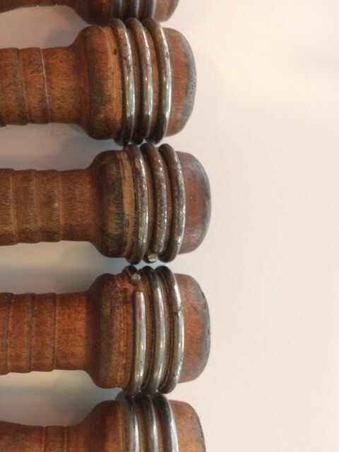 6 antique ribbed wooden bobbins/spindles-11