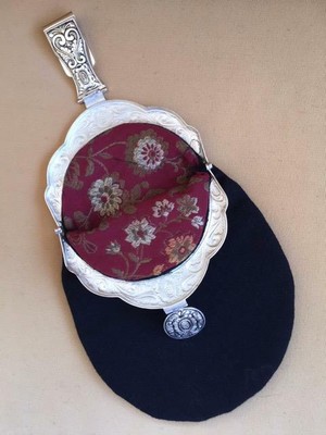 AUTHENTIC NEW BLACK WOOL BUNAD PURSE with traditioinal silver plate lock NORWAY