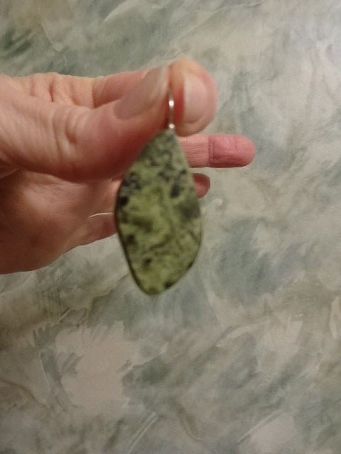 Vintage Russian Hand Carved Solid Siberian Serpentine Necklace Earring Ring Set