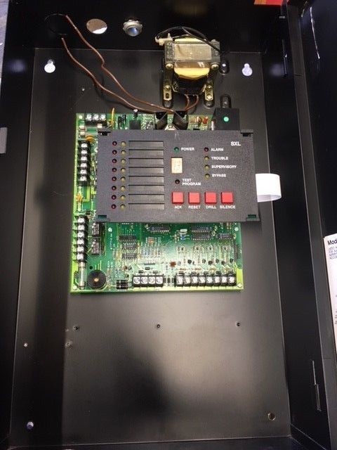 SIEMENS (CERBERUS PYROTRONICS) SXL FIRE ALARM PANEL (NOT 