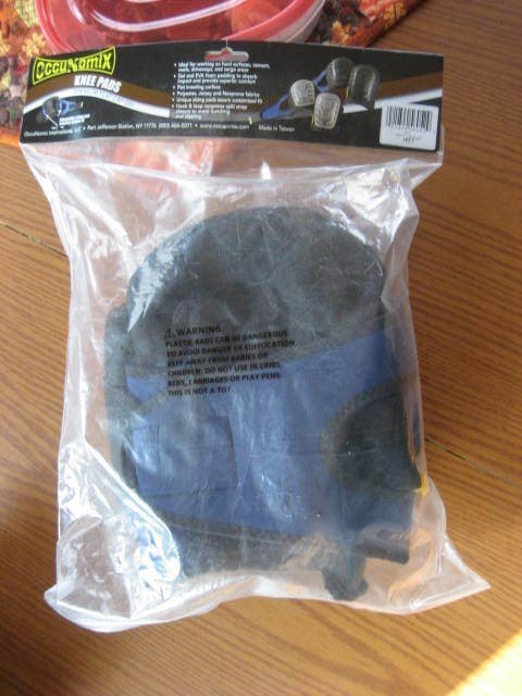 Occunomix 121 Black Flat Cap Knee Pad OCCUNOMIX 121