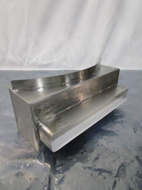 NOVELLUS SHIELD, GATE VALVE 16-137687-00, 106564