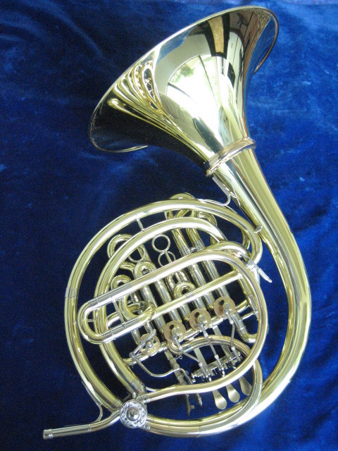 NEW ALEXANDER 107X DOUBLE DESCANT FRENCH HORN with DETACHABLE BELL!