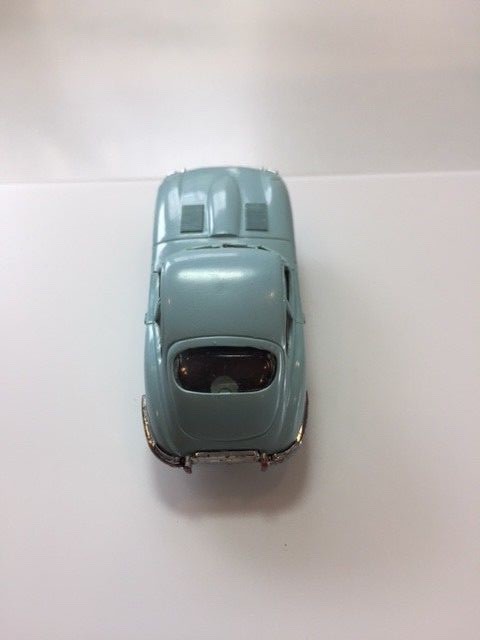 Atlas Vintage Jaguar XKE - Light Blue - H O Slot Car