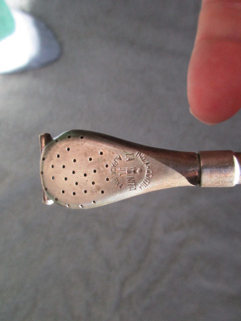BEAUTIFUL ORNATE VINTAGE MATE TEA STRAW 18K GOLD MOUTHPIECE ARGENTINA / SILVER ?