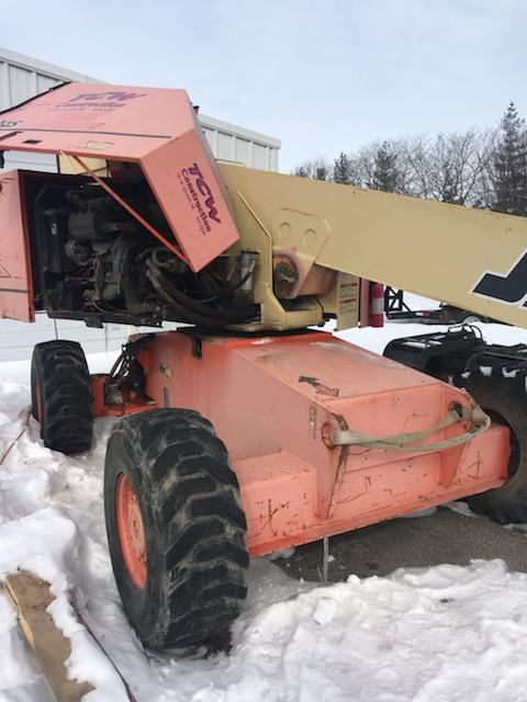 JLG man lift 601s  60ft boom lift     /  yr.2000 /   5400 hr.