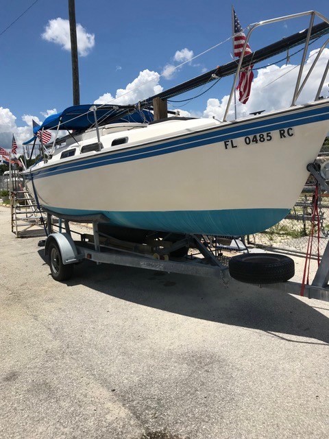 Starwind 22ft. Sail Boat With Trailer
