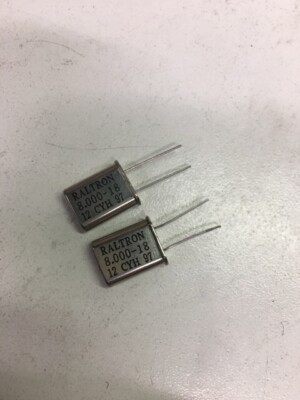 RALTRON MICROPROCESSOR CRYSTALS 12 CYH 97 8.000-18